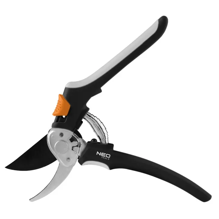 Bypass tipi bahçe makası 200 mm, 18 mm'ye kadar kesim çapı, dişli mekanizmalı
