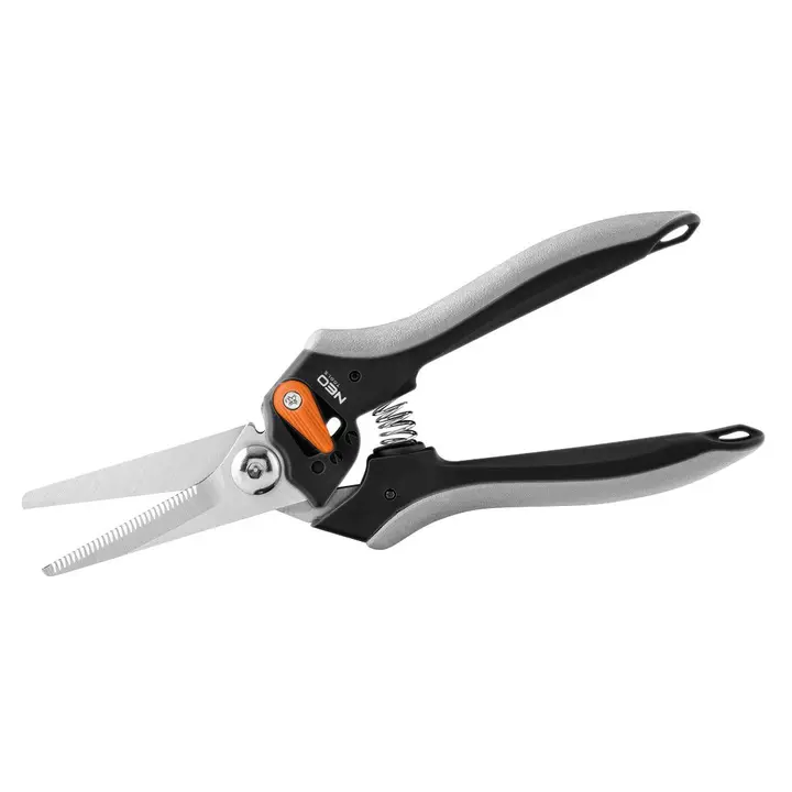 Üniversal bahçe makası 210 mm, 6 mm'ye kadar kesim çapı, ayarlanabilir bıçak aralığı