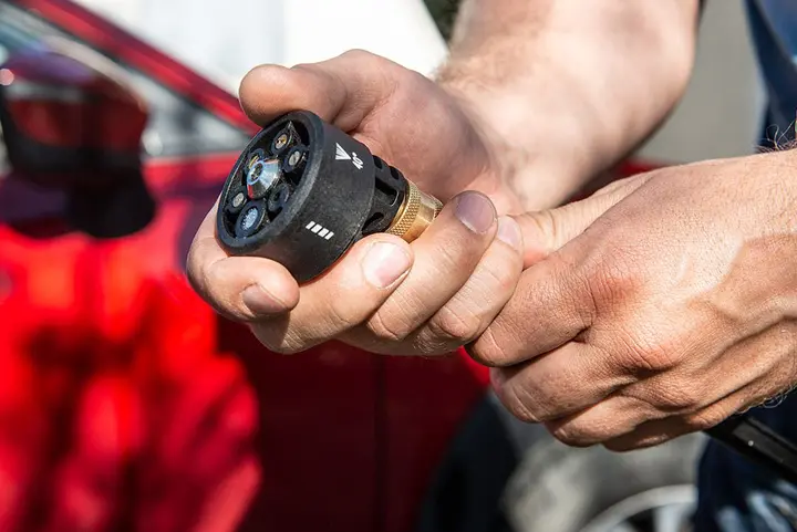 Yüksek basınçlı bahçe akülü yıkama makinesi Energy+ 18V Li-Ion, maks. basınç 24 bar, akü hariç
