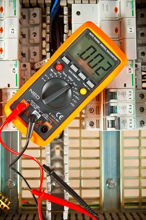 Elektronik multimetre